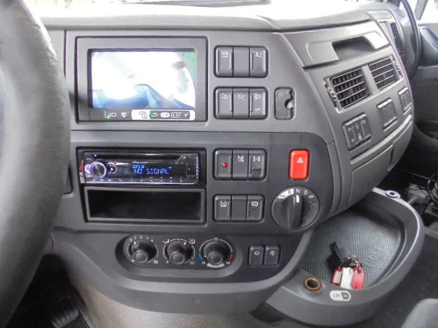 DAF XF 440 SUPER SPACE CAB - Xe đầu kéo: hình 5 DAF XF 440 SUPER SPACE CAB - Xe đầu kéo: hình 5