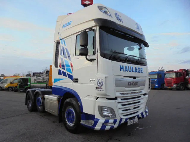 DAF XF 460 6X2 RHD - Xe đầu kéo: hình 3 DAF XF 460 6X2 RHD - Xe đầu kéo: hình 3