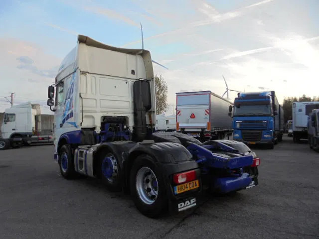 DAF XF 460 6X2 RHD - Xe đầu kéo: hình 5 DAF XF 460 6X2 RHD - Xe đầu kéo: hình 5