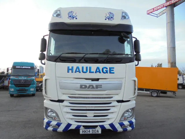 DAF XF 460 6X2 RHD - Xe đầu kéo: hình 2 DAF XF 460 6X2 RHD - Xe đầu kéo: hình 2