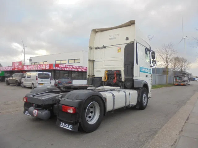 DAF XF 480 SUPERSPACECAB - Xe đầu kéo: hình 4 DAF XF 480 SUPERSPACECAB - Xe đầu kéo: hình 4