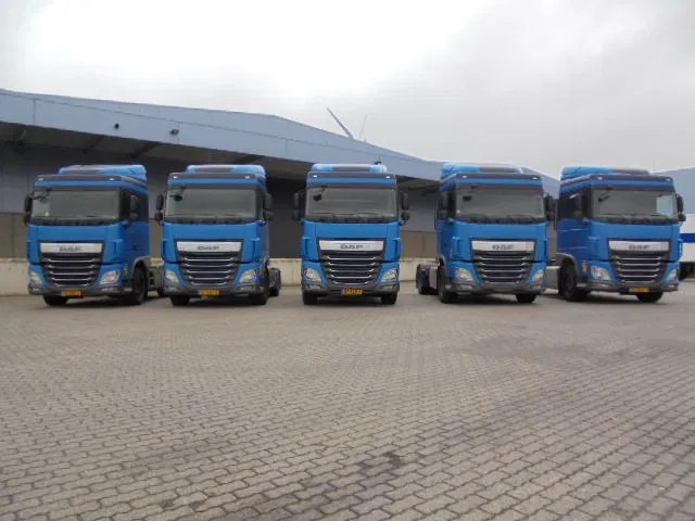 DAF XF XF 106 SPACECAB - Xe đầu kéo: hình 2 DAF XF XF 106 SPACECAB - Xe đầu kéo: hình 2