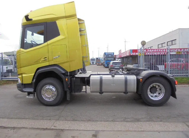 DAF XFC 530 FT DEMO KIEPHYDROLIEK MET FABRIEKS GARANTIE NL TRUCK - Xe đầu kéo: hình 2 DAF XFC 530 FT DEMO KIEPHYDROLIEK MET FABRIEKS GARANTIE NL TRUCK - Xe đầu kéo: hình 2