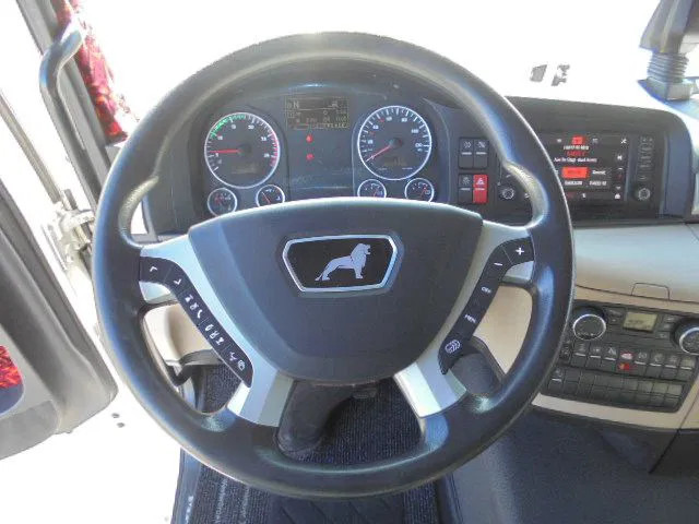 Xe đầu kéo MAN TGS 18.320: hình 14 Xe đầu kéo MAN TGS 18.320: hình 14