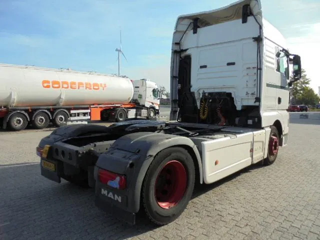 MAN TGX 18.400 - Xe đầu kéo: hình 5 MAN TGX 18.400 - Xe đầu kéo: hình 5