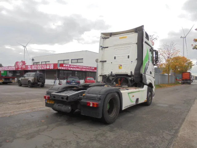 Mercedes-Benz Actros 1842 APK 04-2026 - Xe đầu kéo: hình 5 Mercedes-Benz Actros 1842 APK 04-2026 - Xe đầu kéo: hình 5