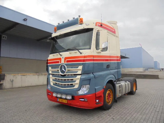 Mercedes-Benz Actros 1845 LS NL TRUCK - Xe đầu kéo: hình 1 Mercedes-Benz Actros 1845 LS NL TRUCK - Xe đầu kéo: hình 1
