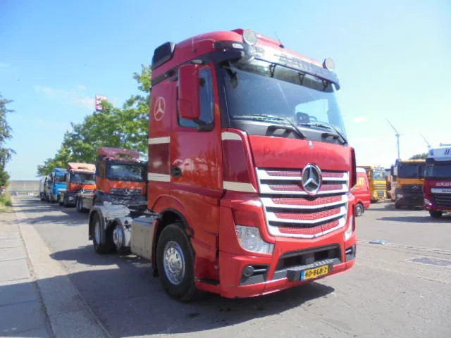 Mercedes-Benz Actros 2345 6X2 NL TRUCK - Xe đầu kéo: hình 3 Mercedes-Benz Actros 2345 6X2 NL TRUCK - Xe đầu kéo: hình 3