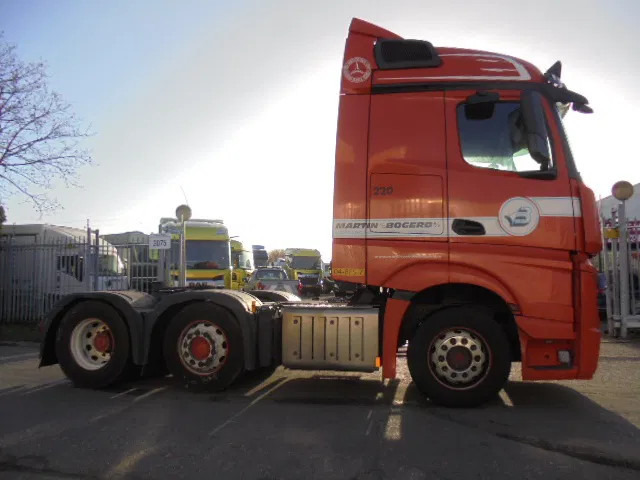 Mercedes-Benz Actros 2645 EUR6 6X2 - Xe đầu kéo: hình 4 Mercedes-Benz Actros 2645 EUR6 6X2 - Xe đầu kéo: hình 4