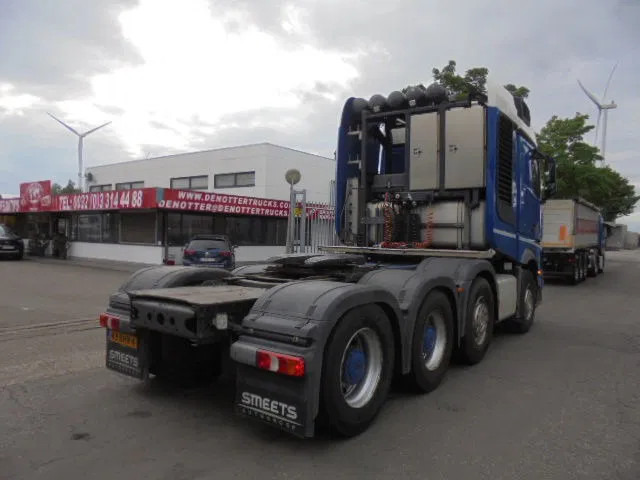 Mercedes-Benz Actros 4158 8X4 180 TON NL KENTEKEN - Xe đầu kéo: hình 4 Mercedes-Benz Actros 4158 8X4 180 TON NL KENTEKEN - Xe đầu kéo: hình 4