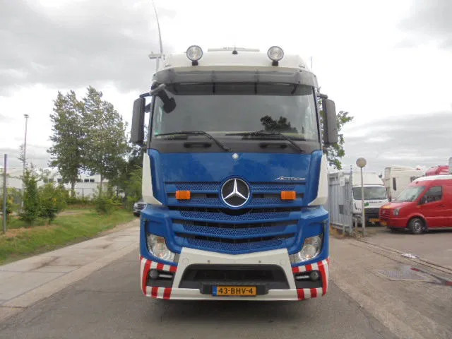 Mercedes-Benz Actros 4158 8X4 180 TON NL KENTEKEN - Xe đầu kéo: hình 2 Mercedes-Benz Actros 4158 8X4 180 TON NL KENTEKEN - Xe đầu kéo: hình 2