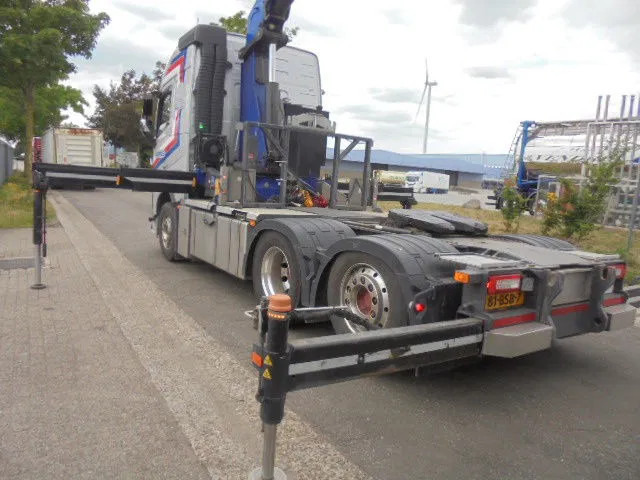 Volvo FH 420 6X2 NL TRUCK - Xe đầu kéo: hình 5 Volvo FH 420 6X2 NL TRUCK - Xe đầu kéo: hình 5