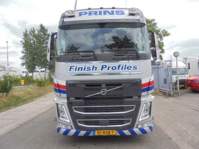 Volvo FH 420 6X2 NL TRUCK - Xe đầu kéo: hình 3 Volvo FH 420 6X2 NL TRUCK - Xe đầu kéo: hình 3