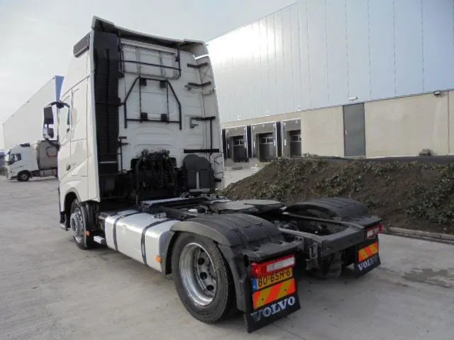 Xe đầu kéo Volvo FH 420 MEGA: hình 7