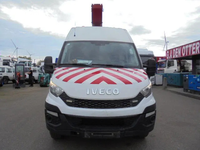 Iveco Daily 70 70C17 - Xe tải: hình 2 Iveco Daily 70 70C17 - Xe tải: hình 2