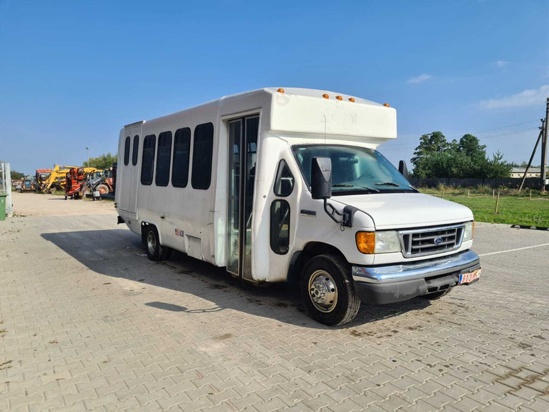 Ford E 450 diesel passenger van - Xe bus mini, Xe van chở khách: hình 5 Ford E 450 diesel passenger van - Xe bus mini, Xe van chở khách: hình 5