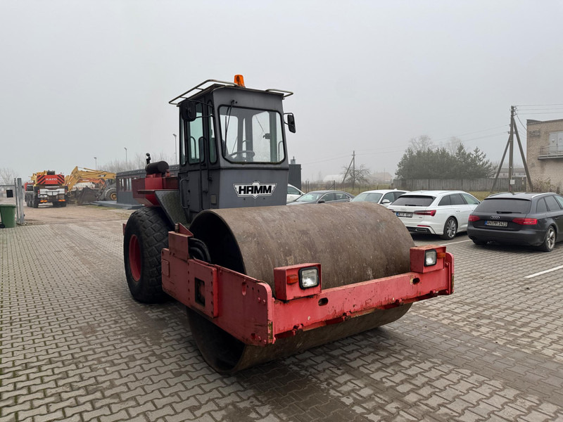 Hamm 2411 - Máy lăn: hình 2 Hamm 2411 - Máy lăn: hình 2