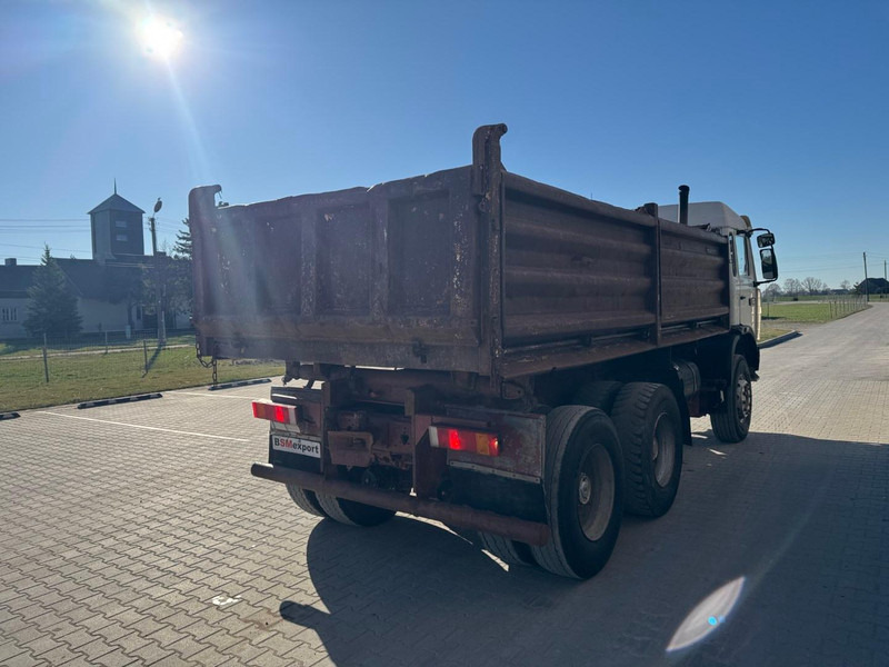 Renault G300 - Xe ben: hình 3 Renault G300 - Xe ben: hình 3