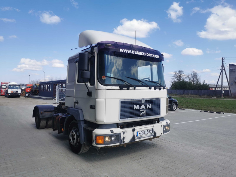 MAN 14.264 truck tractor - Xe đầu kéo: hình 4 MAN 14.264 truck tractor - Xe đầu kéo: hình 4