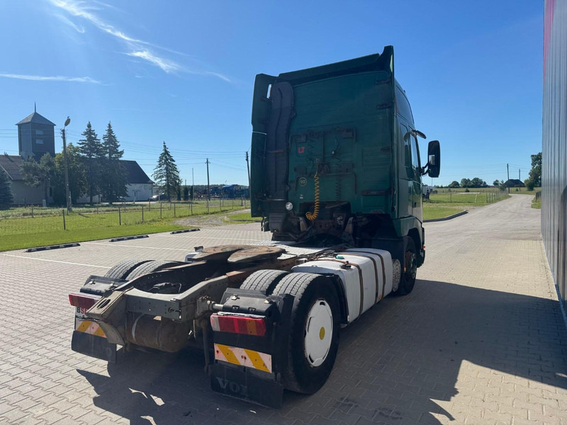 Volvo FH 12.420 - Xe đầu kéo: hình 3 Volvo FH 12.420 - Xe đầu kéo: hình 3