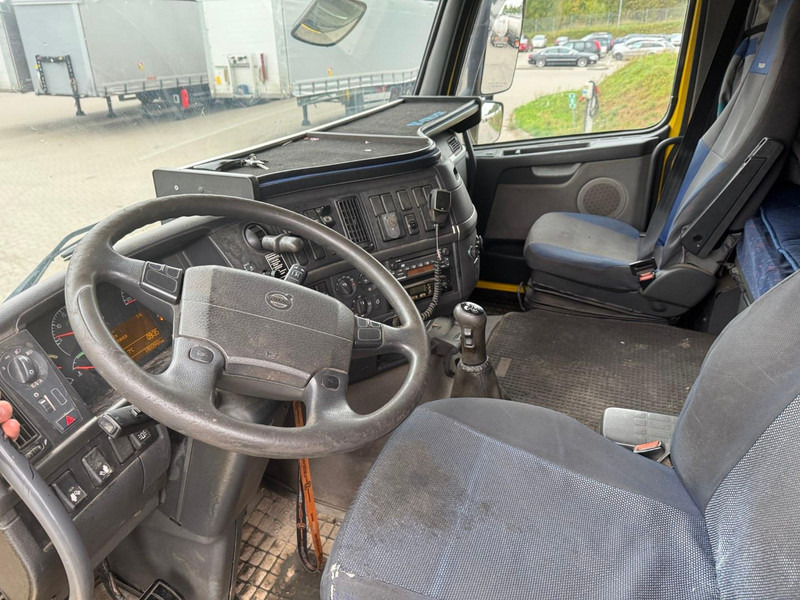 Volvo FH 12.420. NO CRANE - Xe đầu kéo: hình 5 Volvo FH 12.420. NO CRANE - Xe đầu kéo: hình 5