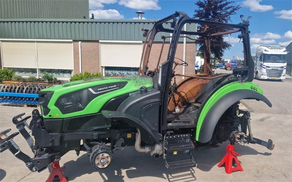 Deutz 5090 DF TTV - Máy cày: hình 1 Deutz 5090 DF TTV - Máy cày: hình 1