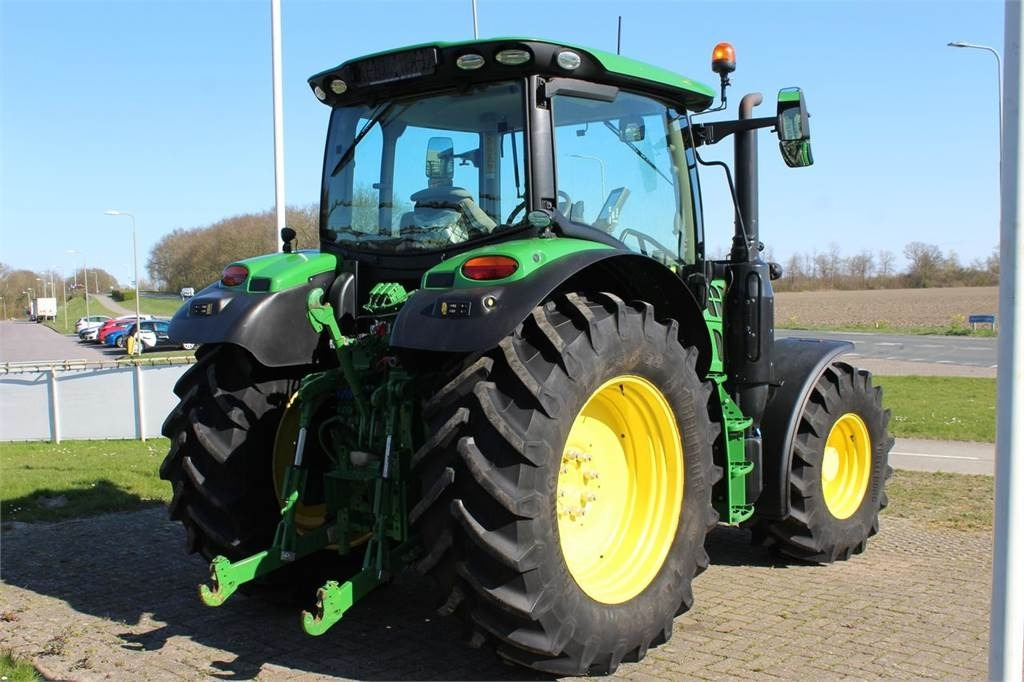 John Deere 6130R - Máy cày: hình 3 John Deere 6130R - Máy cày: hình 3