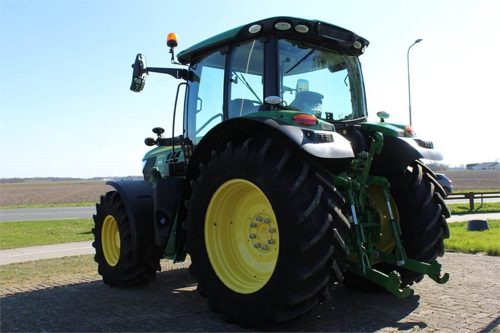 John Deere 6130R - Máy cày: hình 4 John Deere 6130R - Máy cày: hình 4