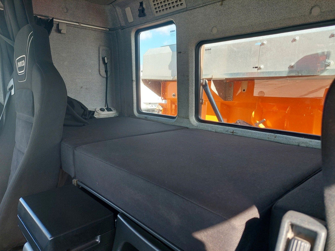 Cho thuê  Iveco AD 260T46 BB Meiller Bordmatik 6x4 Iveco AD 260T46 BB Meiller Bordmatik 6x4: hình 42