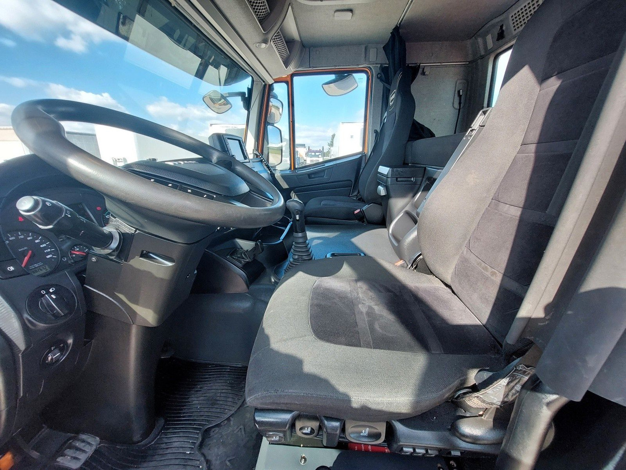 Cho thuê  Iveco AD 260T46 BB Meiller Bordmatik 6x4 Iveco AD 260T46 BB Meiller Bordmatik 6x4: hình 40