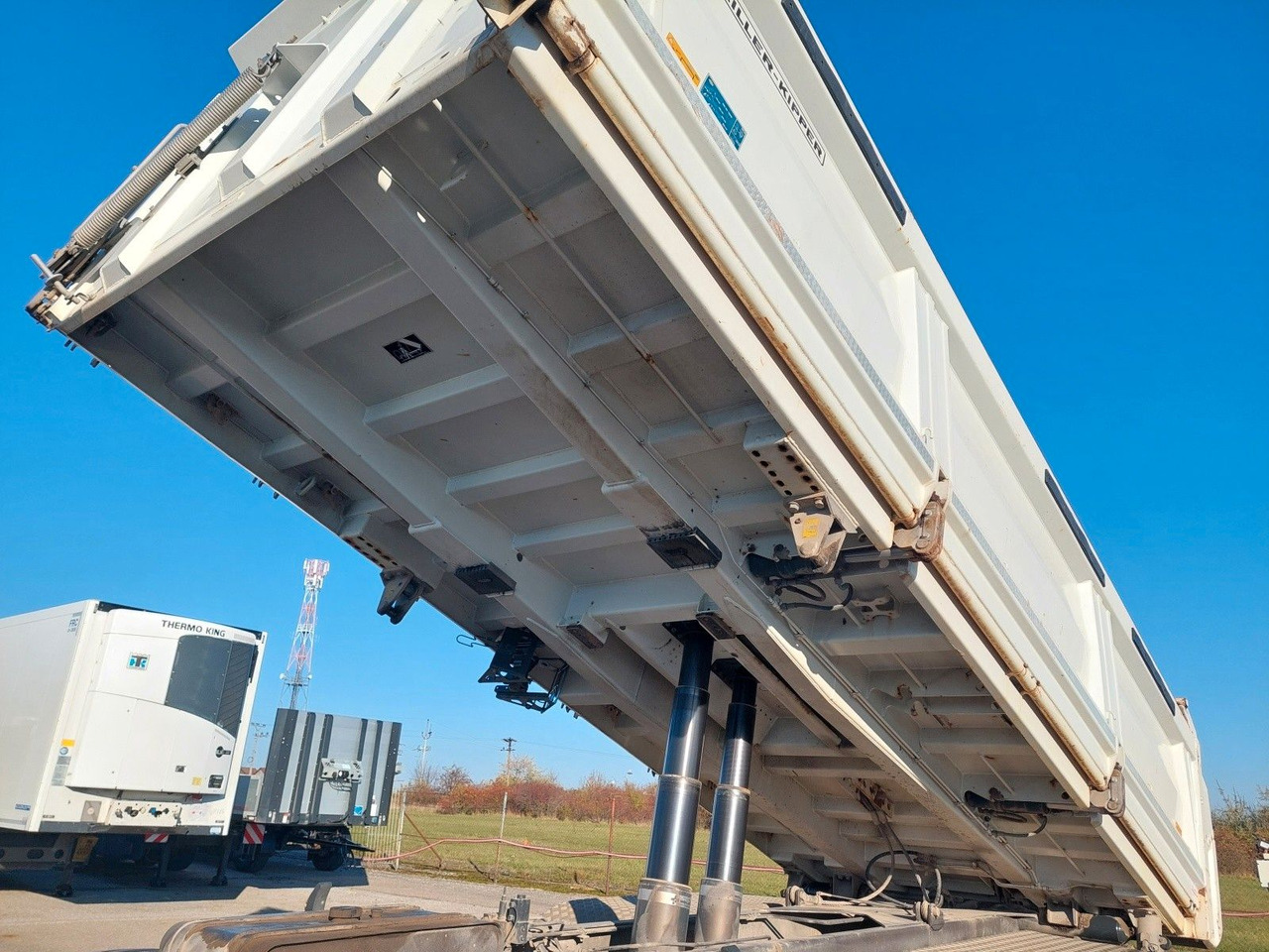 Iveco AD340X480 X-Way Bordmatic Meiller 8x4 - Xe ben: hình 5 Iveco AD340X480 X-Way Bordmatic Meiller 8x4 - Xe ben: hình 5