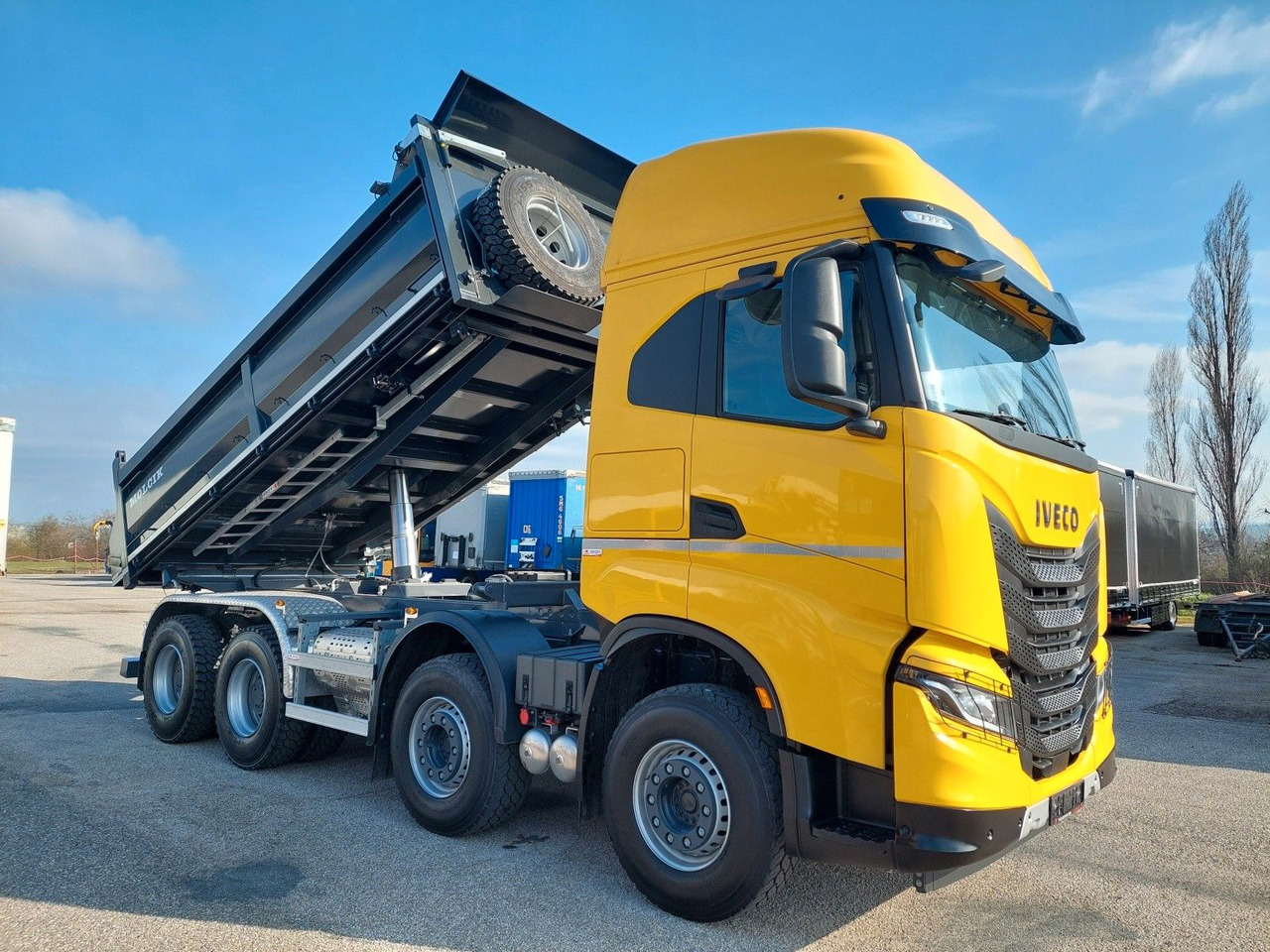 Iveco AS360X53Z Stralis X-WAY 8x4 Bordmatik - Xe ben: hình 2 Iveco AS360X53Z Stralis X-WAY 8x4 Bordmatik - Xe ben: hình 2