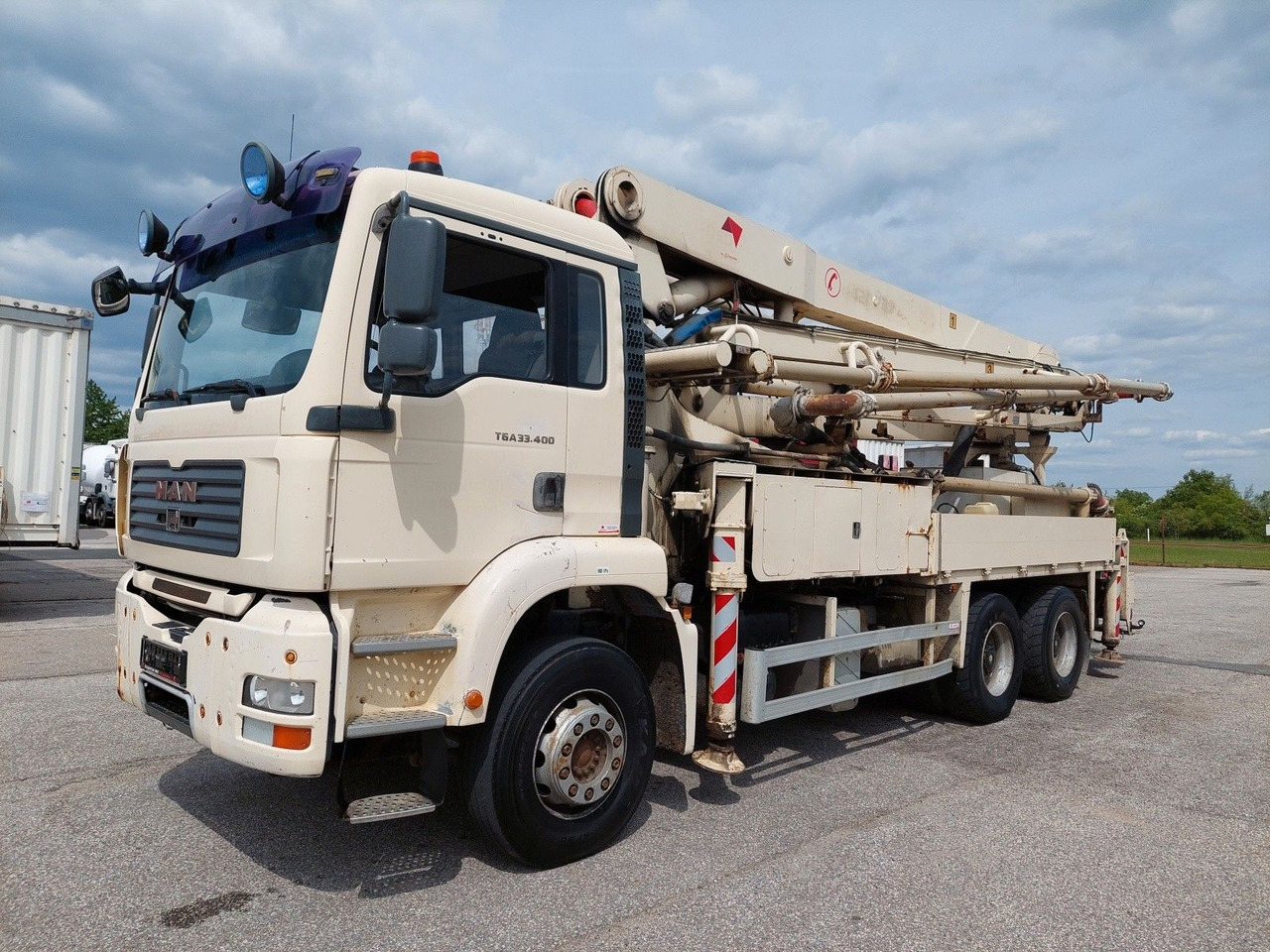 MAN TGA 33.400 6x4 BB JMBH 33 - Xe bơm bê tông: hình 1 MAN TGA 33.400 6x4 BB JMBH 33 - Xe bơm bê tông: hình 1