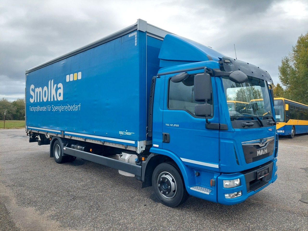 MAN TGL 12.250 BL 4x2 - Xe tải thùng mui bạt: hình 2 MAN TGL 12.250 BL 4x2 - Xe tải thùng mui bạt: hình 2
