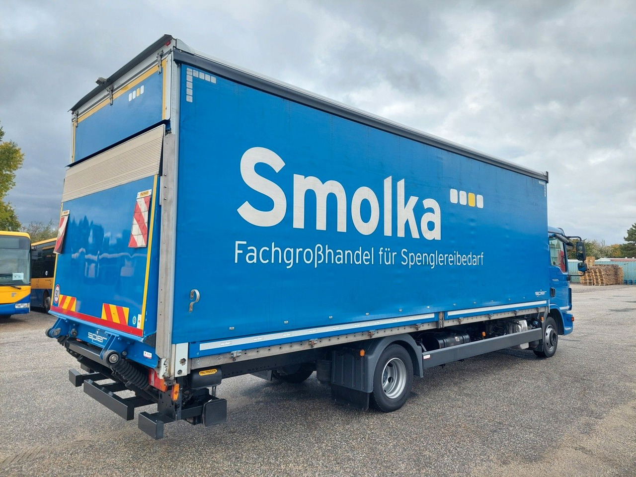 MAN TGL 12.250 BL 4x2 - Xe tải thùng mui bạt: hình 4 MAN TGL 12.250 BL 4x2 - Xe tải thùng mui bạt: hình 4