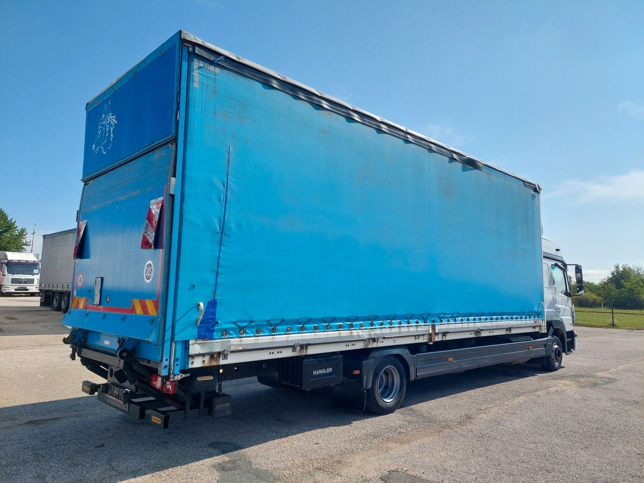 Mercedes-Benz Atego 1223 L/NR - Xe tải thùng mui bạt: hình 4 Mercedes-Benz Atego 1223 L/NR - Xe tải thùng mui bạt: hình 4
