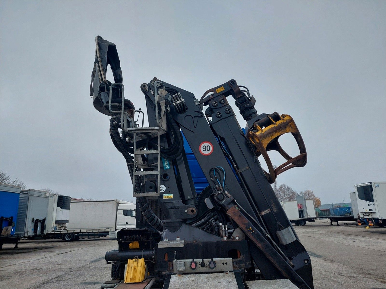 MAN TG3 33.510 6X6 BL KRAN LANGHOLZ Kesla 2117ZT94 - Xe đầu kéo: hình 5 MAN TG3 33.510 6X6 BL KRAN LANGHOLZ Kesla 2117ZT94 - Xe đầu kéo: hình 5