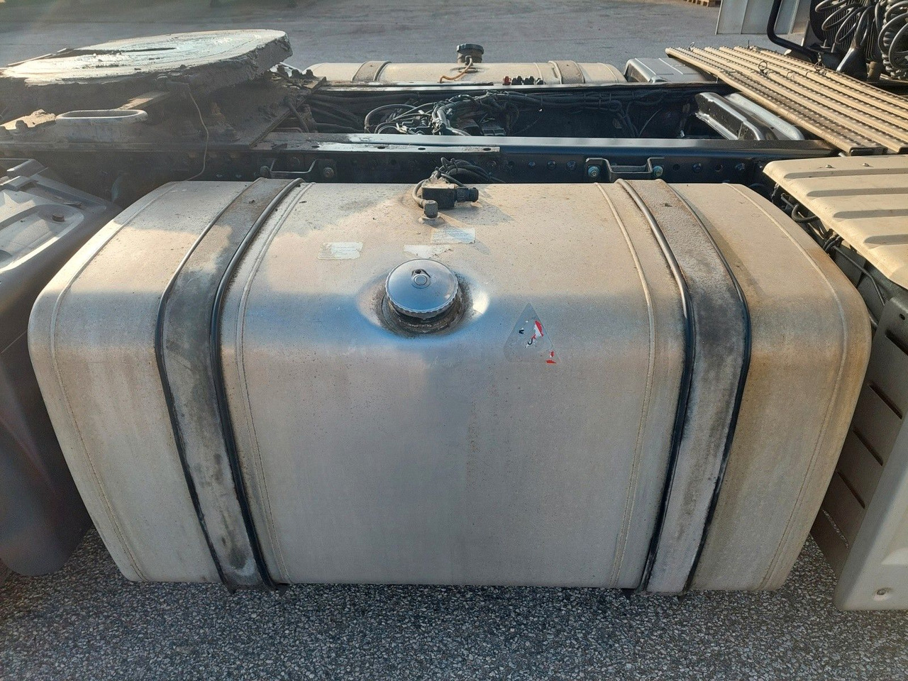 MAN TGX 18.480 BLS 4x2 - Xe đầu kéo: hình 5 MAN TGX 18.480 BLS 4x2 - Xe đầu kéo: hình 5