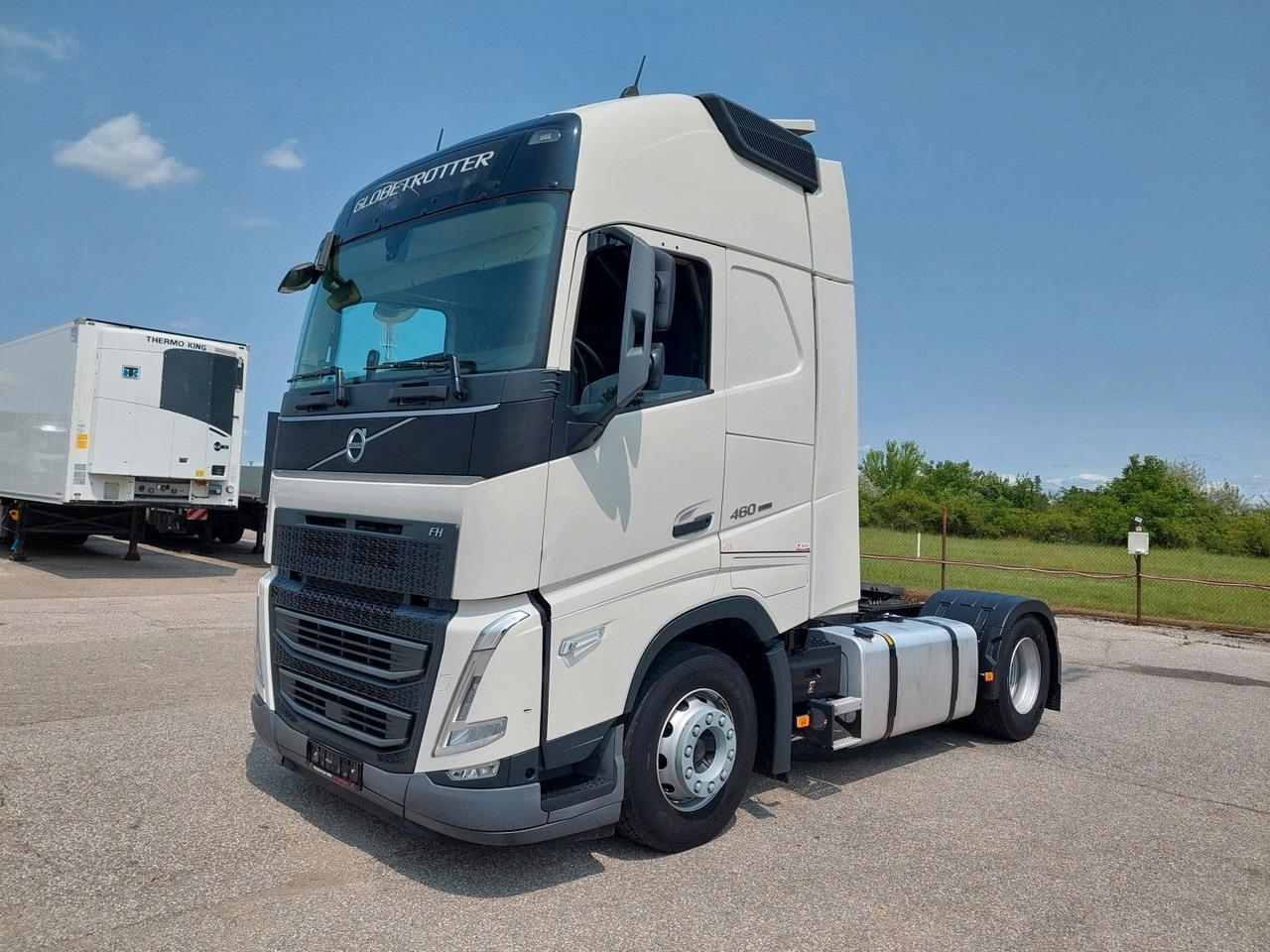 Volvo FH 13 Globetrotter XL 460 I-SAVE - Xe đầu kéo: hình 1 Volvo FH 13 Globetrotter XL 460 I-SAVE - Xe đầu kéo: hình 1