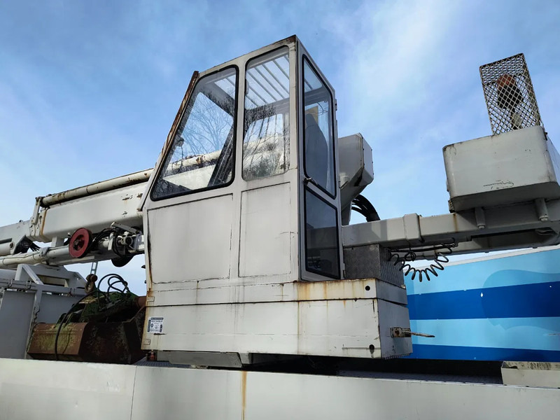 Cho thuê Volvo NL12 420 6x4 CRANE 60T/M - VIDEOS AVAILABLE Volvo NL12 420 6x4 CRANE 60T/M - VIDEOS AVAILABLE: hình 16