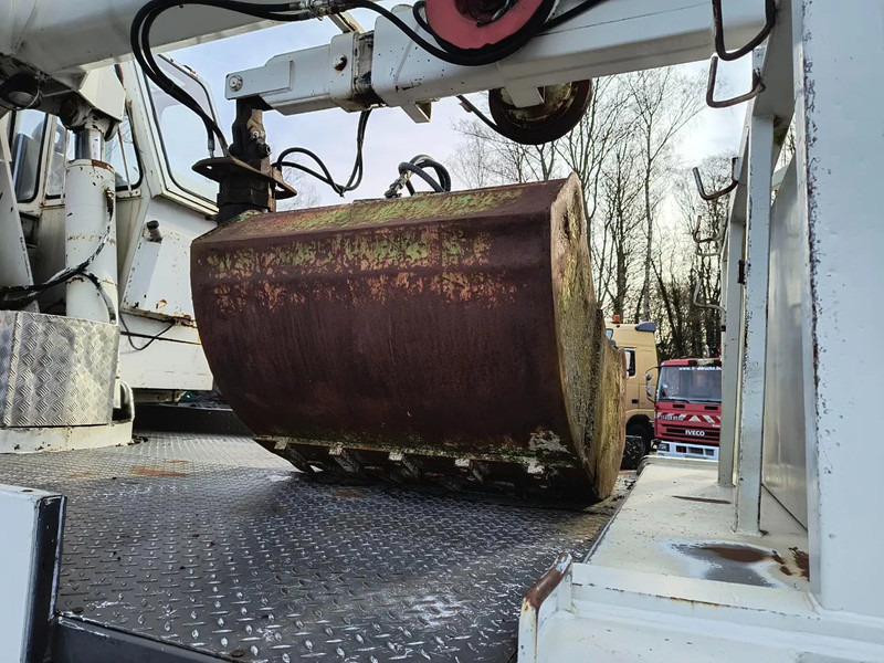 Cho thuê Volvo NL12 420 6x4 CRANE 60T/M - VIDEOS AVAILABLE Volvo NL12 420 6x4 CRANE 60T/M - VIDEOS AVAILABLE: hình 12