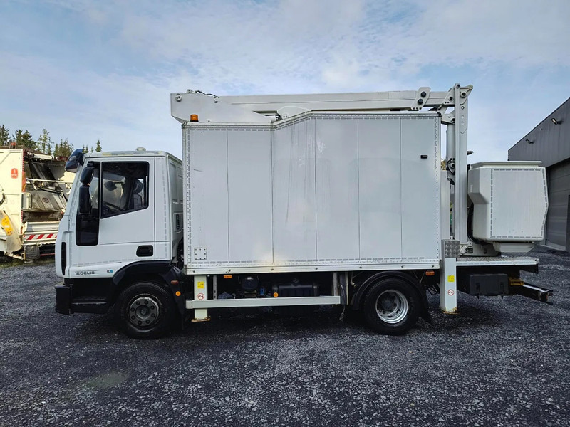 Xe tải Iveco EuroCargo 120 E18 + COMET 151TAL (15 m): hình 6
