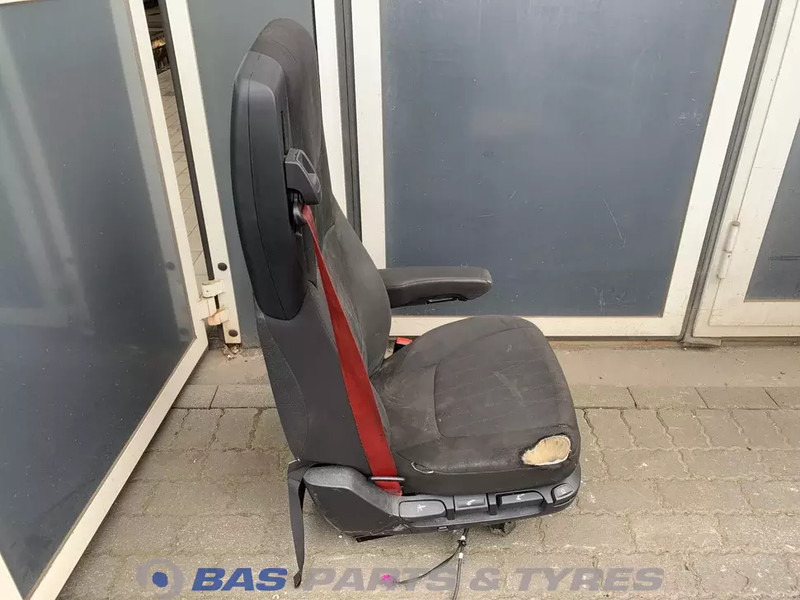 DAF CF Euro 6 Chauffeursstoel DAF 2104662 - Chỗ ngồi cho Xe tải: hình 4 DAF CF Euro 6 Chauffeursstoel DAF 2104662 - Chỗ ngồi cho Xe tải: hình 4