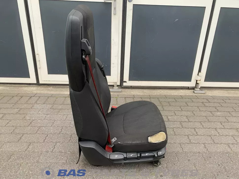 DAF CF Euro 6 Chauffeursstoel DAF 2104662 - Chỗ ngồi cho Xe tải: hình 4 DAF CF Euro 6 Chauffeursstoel DAF 2104662 - Chỗ ngồi cho Xe tải: hình 4