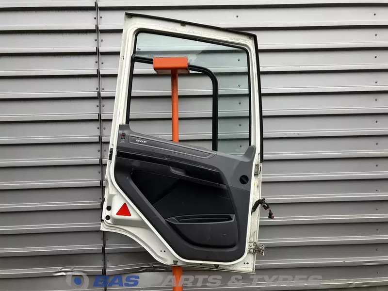 DAF CF Euro 6 - Cửa và phụ tùng cho Xe tải: hình 2 DAF CF Euro 6 - Cửa và phụ tùng cho Xe tải: hình 2