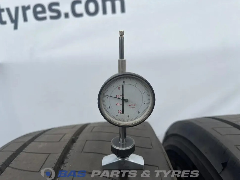 Firestone Firestone 315/70R22.5 FS424 EVO 156/150 M+S 3PMSF gebruikte set - Lốp cho Xe tải: hình 3 Firestone Firestone 315/70R22.5 FS424 EVO 156/150 M+S 3PMSF gebruikte set - Lốp cho Xe tải: hình 3