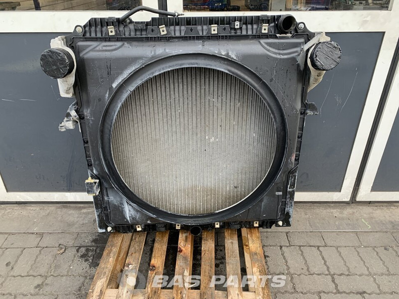 Mercedes-Benz Actros MP4 - Bộ tản nhiệt cho Xe tải: hình 2 Mercedes-Benz Actros MP4 - Bộ tản nhiệt cho Xe tải: hình 2
