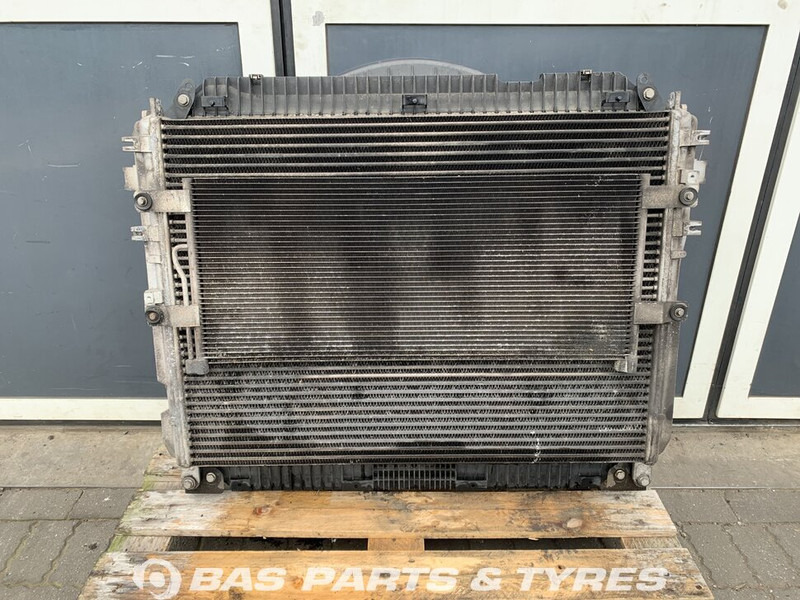 Mercedes-Benz Antos MP4 - Bộ tản nhiệt cho Xe tải: hình 2 Mercedes-Benz Antos MP4 - Bộ tản nhiệt cho Xe tải: hình 2