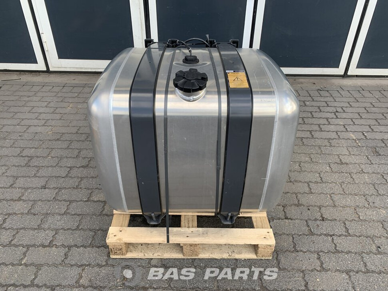 Mercedes-Benz - Bình nhiên liệu cho Xe tải: hình 1 Mercedes-Benz - Bình nhiên liệu cho Xe tải: hình 1