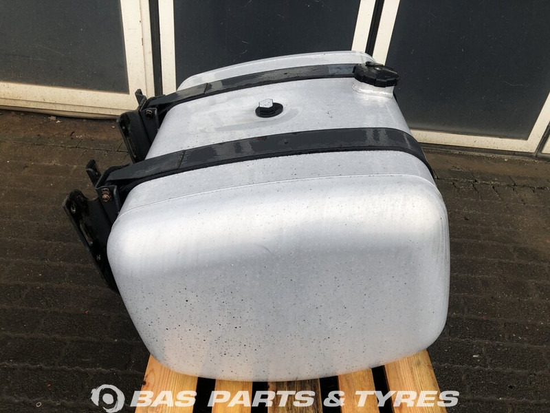 Mercedes-Benz - Bình nhiên liệu cho Xe tải: hình 2 Mercedes-Benz - Bình nhiên liệu cho Xe tải: hình 2
